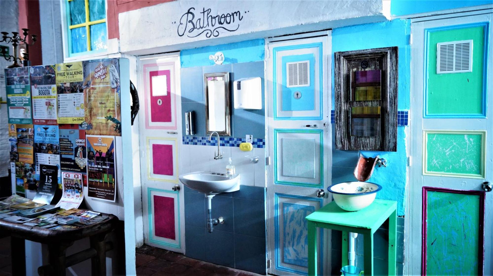 Lima Limon Candelaria Hostel Bogota Exterior photo
